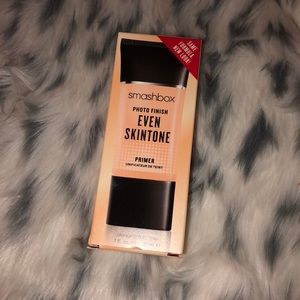 Smashbox Photo Finish Even Skin Tone Primer